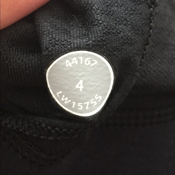 Lululemon No Limits Tank - Picture 4 of 5